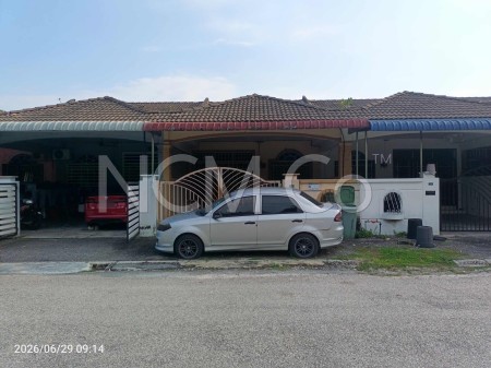 Terrace House For Auction at Taman Cahaya