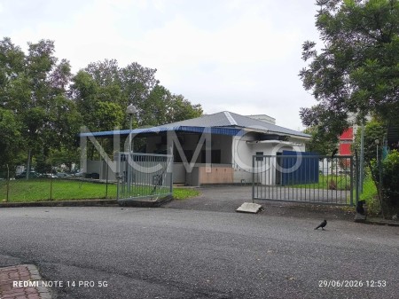 Apartment for Auction