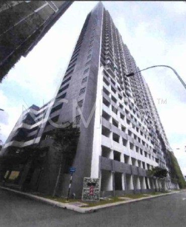 Apartment for Auction