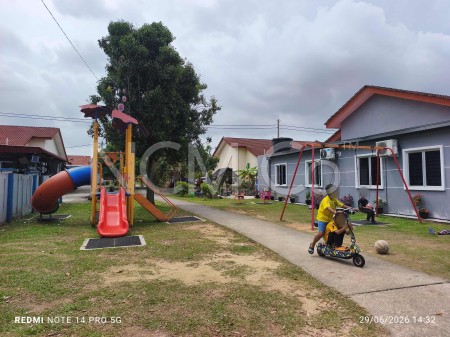 Terrace House for Auction