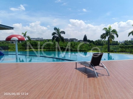Apartment for Auction