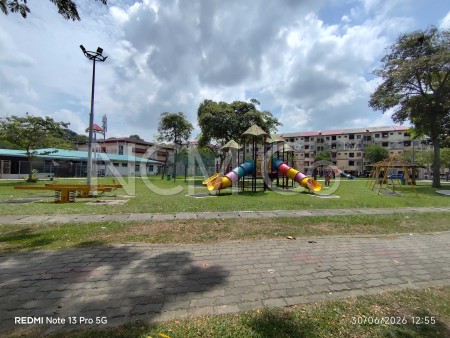 Apartment for Auction