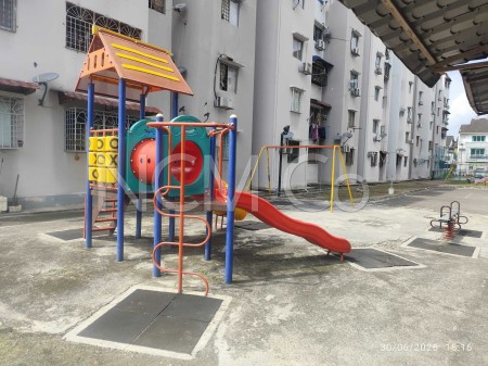 Apartment for Auction