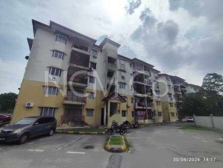 Apartment For Auction at Seraya Apartment