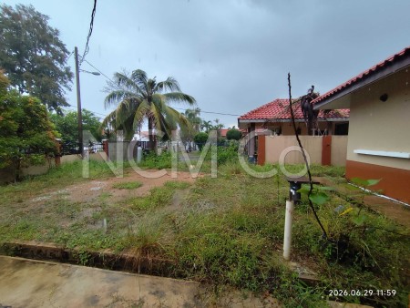 Bungalow House for Auction