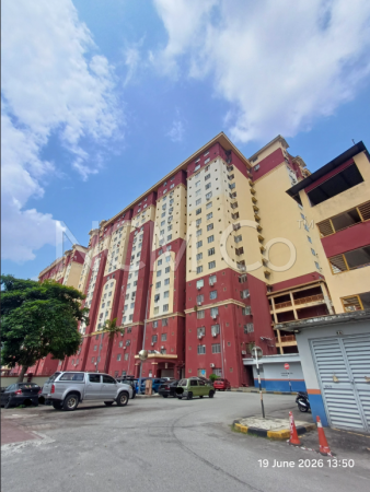 Apartment For Auction at Mentari Court 1