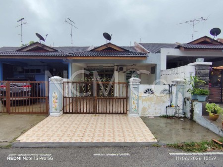Terrace House for Auction