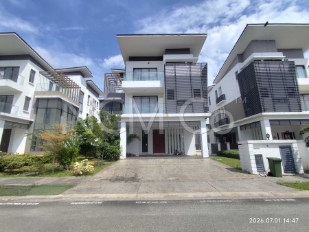 Bungalow House For Auction at Residence 33