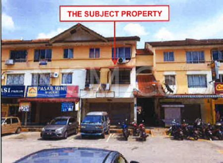 Apartment for Auction