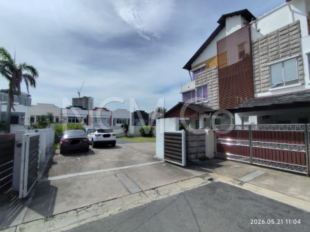 Semi D For Auction at Laman Seri