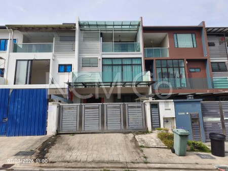 Terrace House For Auction at Pangsapuri Damai Utama