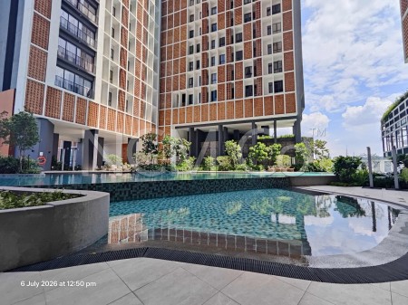 Condo for Auction