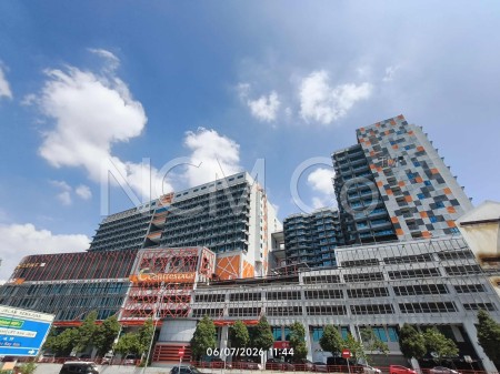 Serviced Residence For Auction at Centrestage