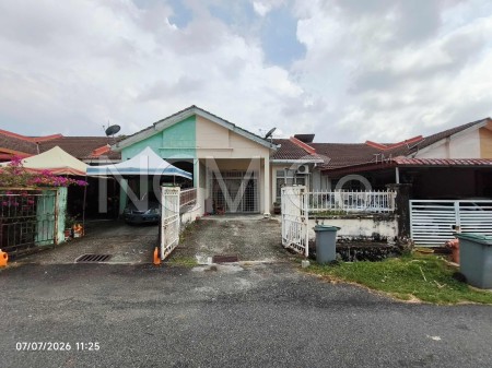 Terrace House For Auction at Desa Cempaka