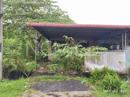 Terrace House For Auction at Taman Kelisa Ria