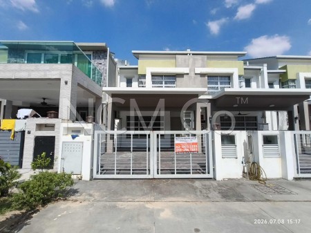 Terrace House For Auction at Subang Impian