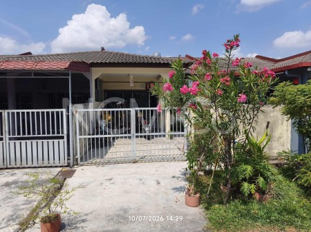 Terrace House For Auction at Taman Mewah Jaya