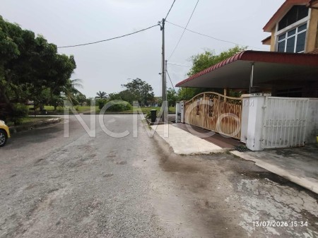 Terrace House for Auction