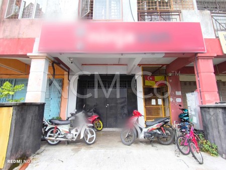 Shop For Auction at Taman Lestari Perdana