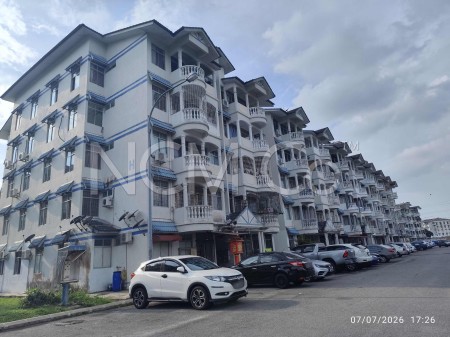 Flat For Auction at Pangsapuri Taman Cheng Ria