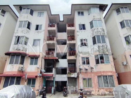 Apartment For Auction at Taman Sri Nelayan Flat