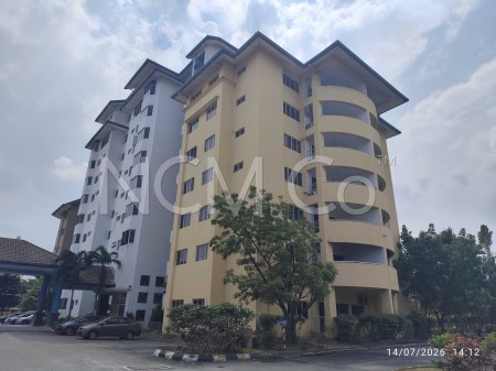 Condo For Auction at Kondo Idaman