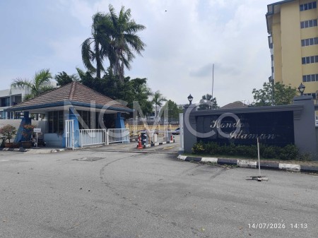 Condo for Auction