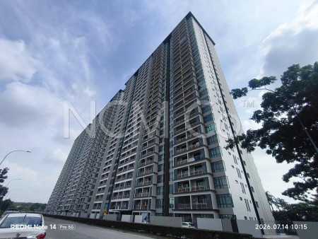 Apartment For Auction at D'Secret Garden