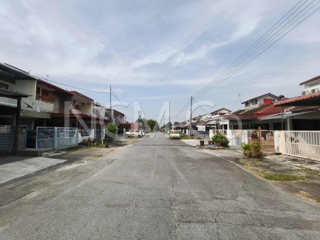 Terrace House for Auction