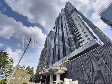 Serviced Residence For Auction at Icon Residenz