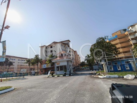 Apartment for Auction