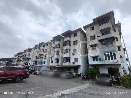 Flat For Auction at Pangsapuri Mutiara
