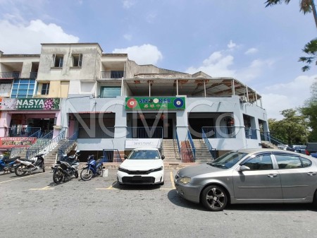 Shop For Auction at Kinrara Town Center