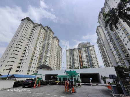 Condo For Auction at Endah Regal