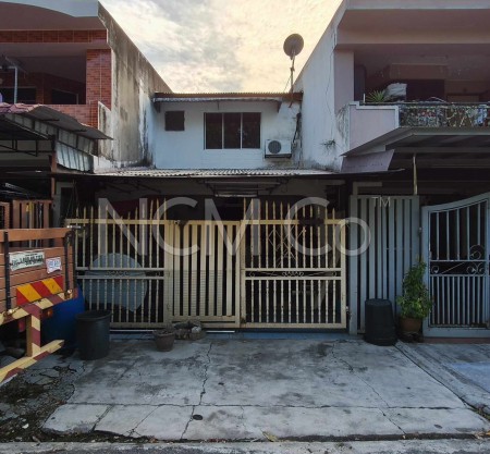 Terrace House For Auction at Taman Puchong Perdana
