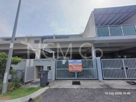 Terrace House For Auction at Taman Tasik Senangin