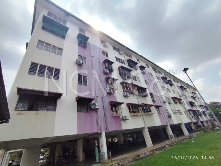 Flat For Auction at Subang Hijauan