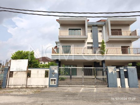 Semi D For Auction at Taman Cicely