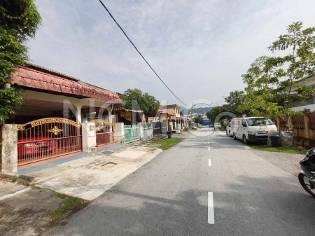 Terrace House for Auction