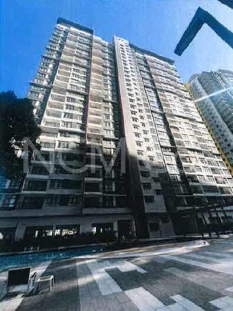 Apartment For Auction at Casa Green