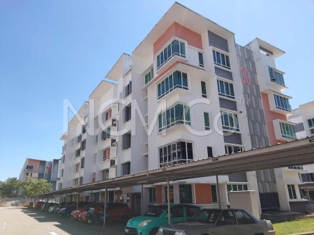 Apartment For Auction at University Utama Condominium