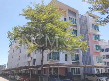 Apartment For Auction at University Utama Condominium