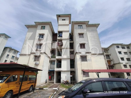 Apartment For Auction at Lilywood Court
