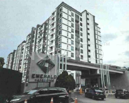 Condo For Auction at Emerald Residence