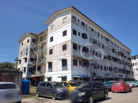 Flat For Auction at Flat Taman Seri Indah (Kuala Menggatal)