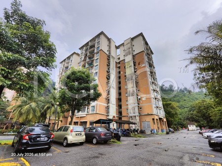 Apartment For Auction at Tiara Intan