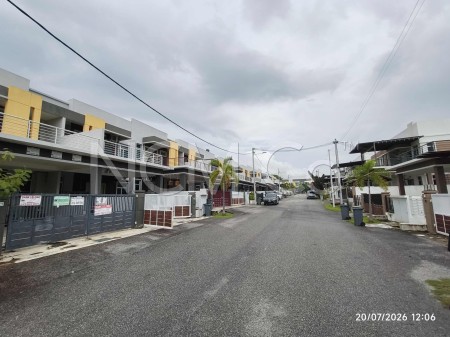 Terrace House for Auction
