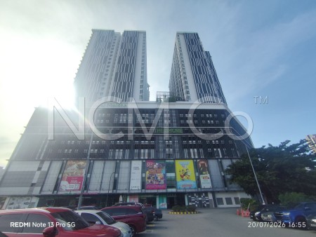 Serviced Residence For Auction at The Shore