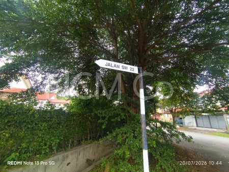Terrace House for Auction