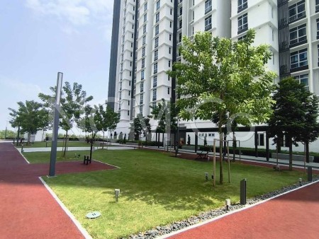 Serviced Residence for Auction